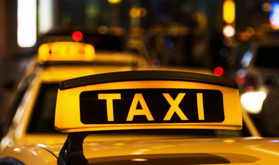 Эксперты рассказали о мошенниках, которые обманывают таксистов в России