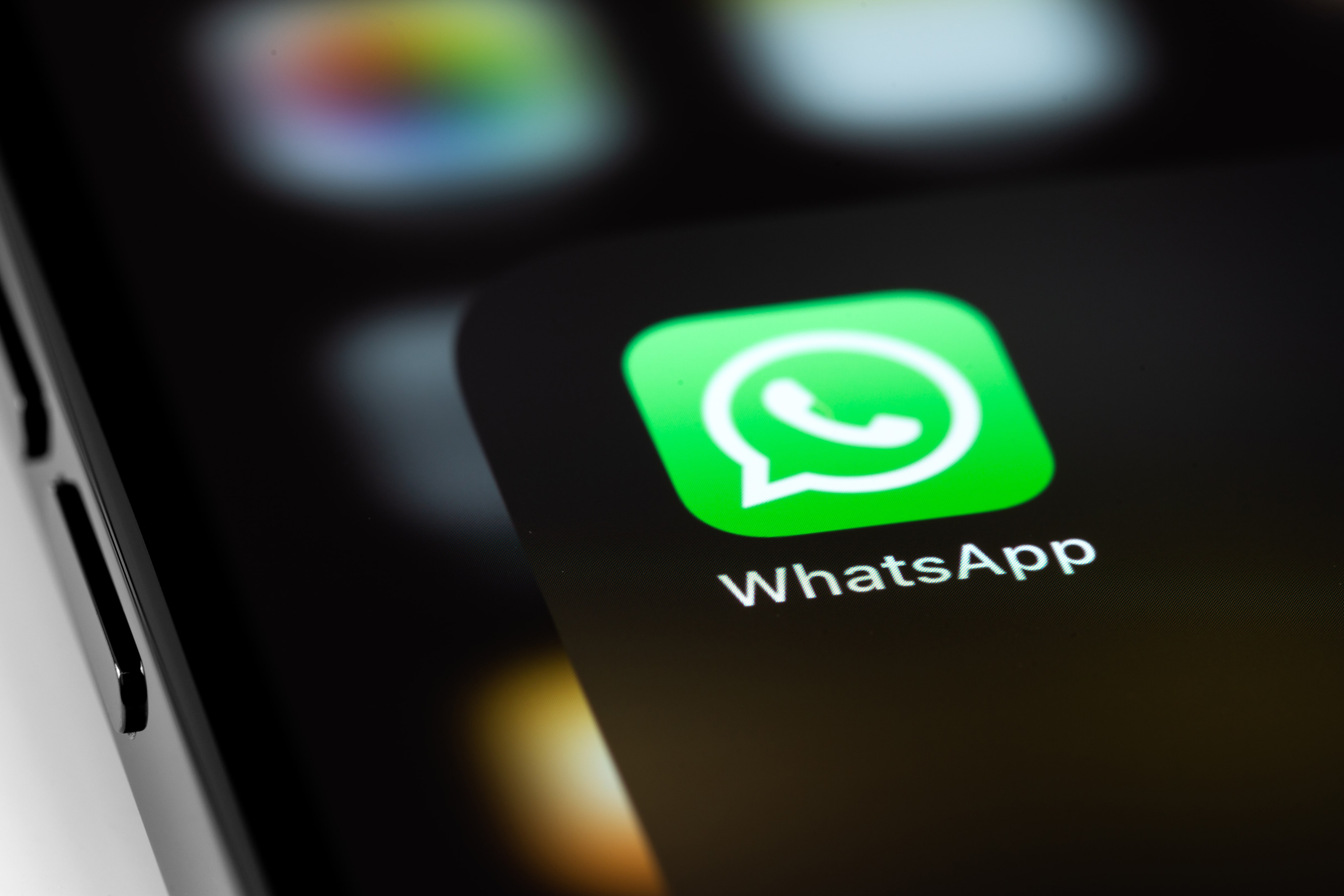 Пользователей WhatsApp предупредили о предновогодней опасности